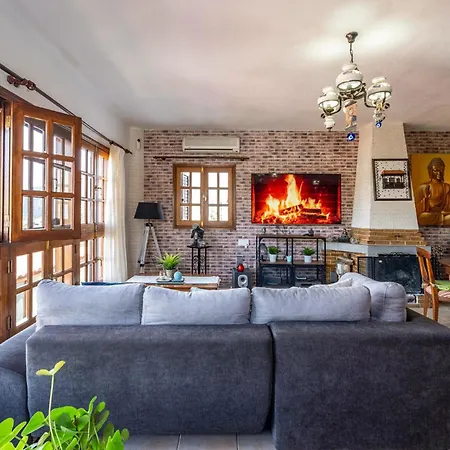 Gorgeous In Holiday home *