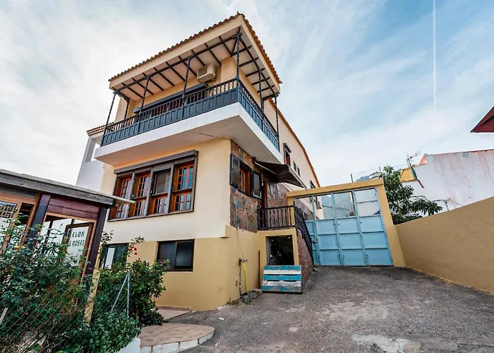 Gorgeous In ואלסקיו